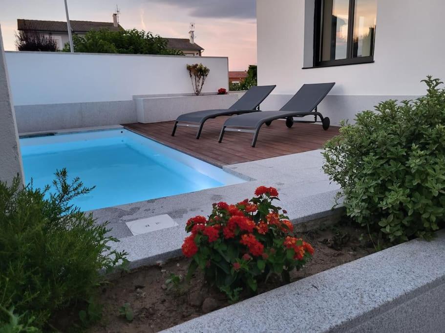 O 3 De Monteferro Apartment Nigran Bagian luar foto